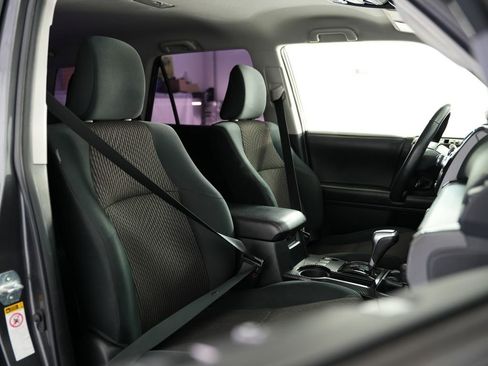 Used 2017 Toyota 4Runner TRD Off-Road AWD/4WD image 54