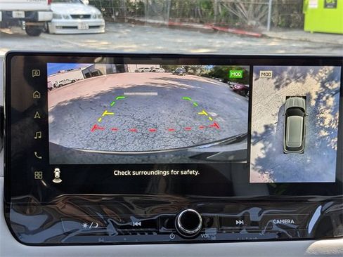 New 2025 Mitsubishi Outlander SE image 23