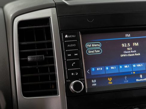 Used 2020 Nissan Frontier SV RWD image 21