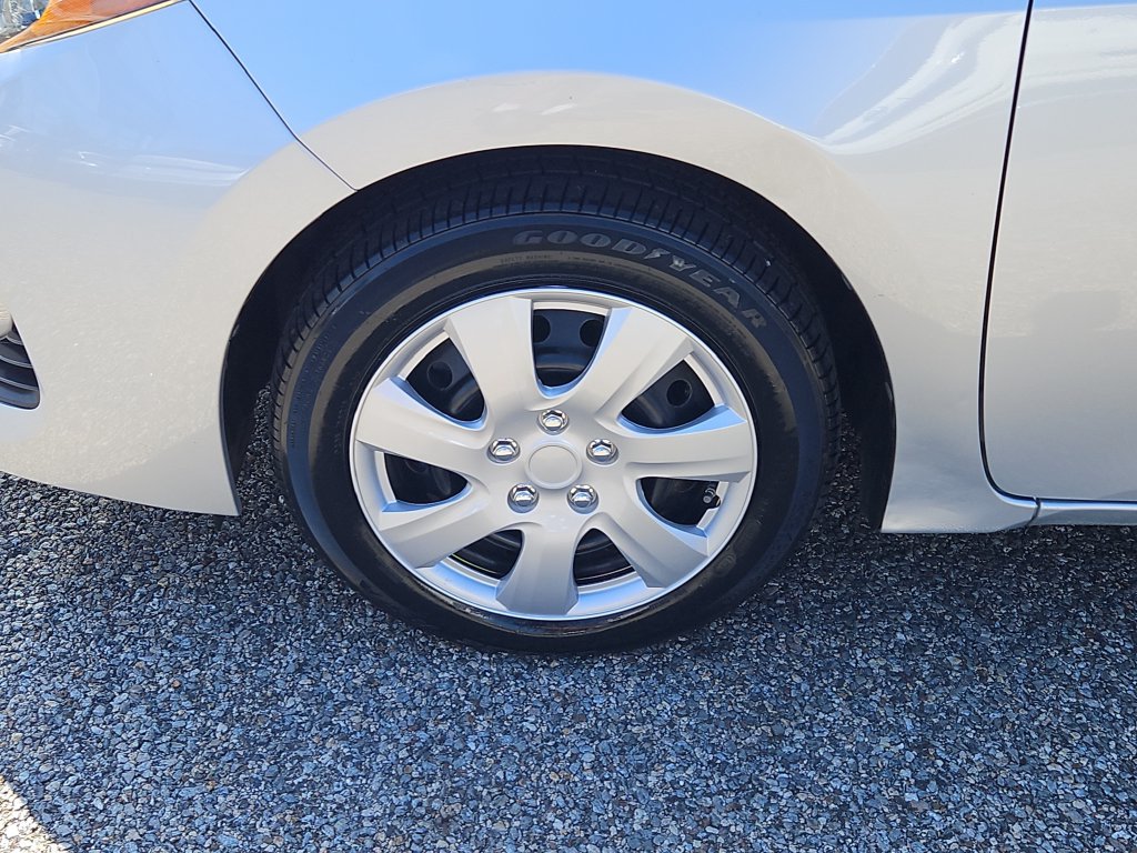 Used 2019 Toyota Corolla LE FWD image 7