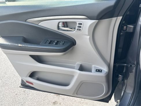 Used 2019 Honda Pilot EX-L image 25