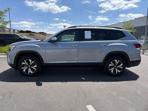 Certified 2026 Volkswagen Atlas SE AWD/4WD image 3