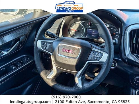 Used 2022 GMC Terrain SLE image 14
