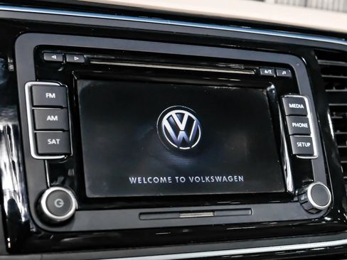 Used 2014 Volkswagen Beetle 2.5 FWD image 26