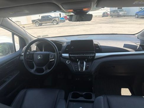Used 2025 Honda Odyssey EX-L image 15