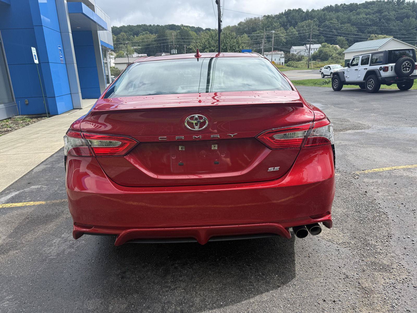 Used 2019 Toyota Camry SE w/ Audio Package FWD image 19