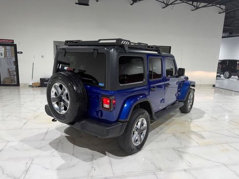 Used 2020 Jeep Wrangler Unlimited Sahara AWD/4WD image 10