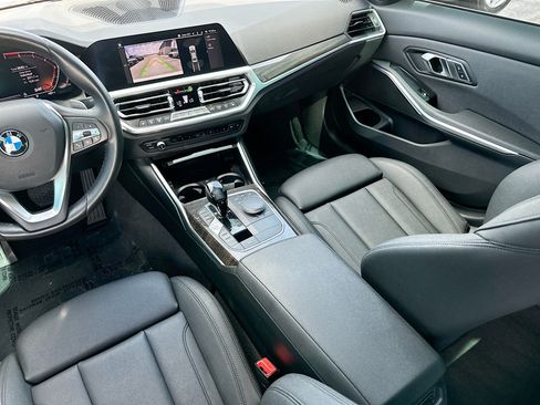 Used 2021 BMW 330i Sedan w/ Convenience Package RWD image 24