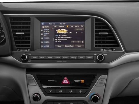 Used 2017 Hyundai Elantra SE w/ SE A/T Tech Package 03 FWD image 13