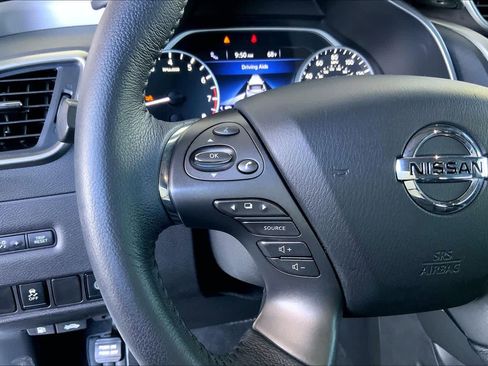 Used 2022 Nissan Murano SV w/ SV Midnight Edition Package image 23
