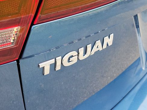 Used 2019 Volkswagen Tiguan S AWD/4WD image 5