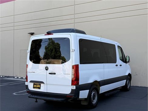 Used 2023 Mercedes-Benz Sprinter 2500 image 31