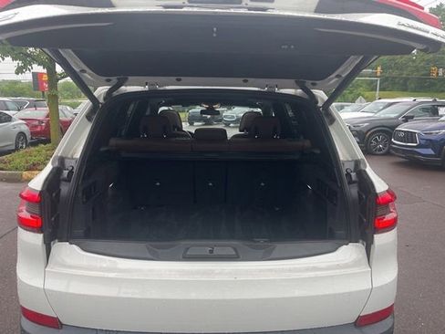 Used 2019 BMW X5 xDrive40i w/ Luxury Seating Package AWD/4WD image 18