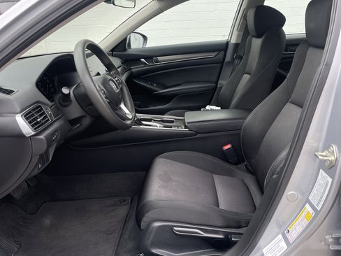 Certified 2018 Honda Accord LX image 24