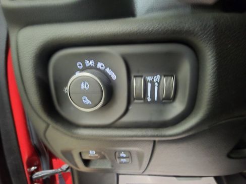 Used 2025 RAM 1500 Big Horn image 18