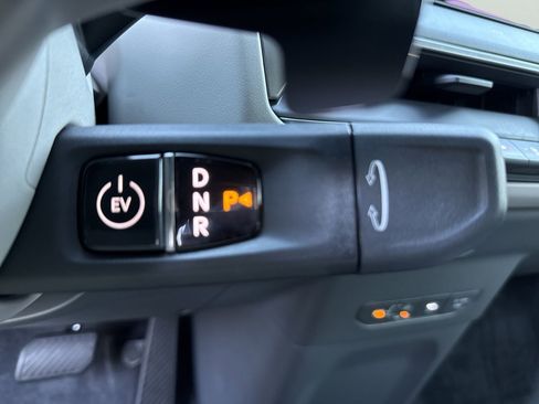 New 2026 Kia EV9 Wind image 24