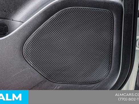 Used 2025 Nissan Rogue Platinum w/ Tech Package image 43