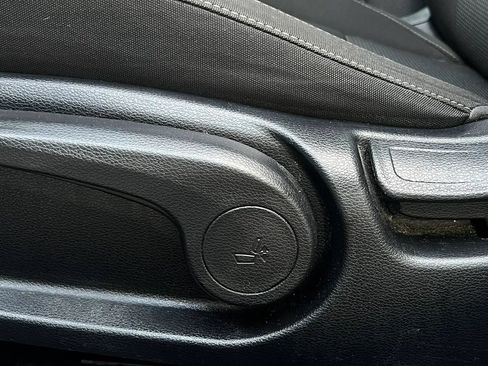 Used 2019 Kia Forte Sedan FWD image 40