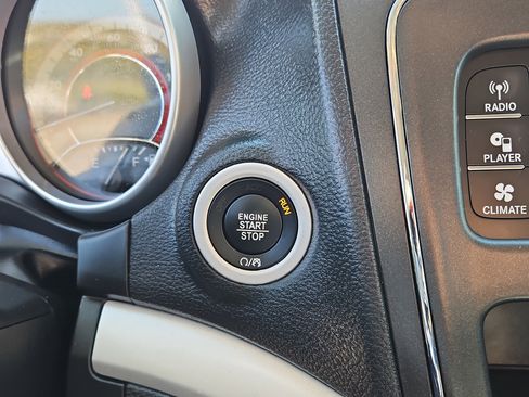 Used 2018 Dodge Journey SE w/ Connectivity Group image 22