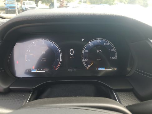 Used 2025 Jeep Grand Cherokee L Altitude RWD image 18