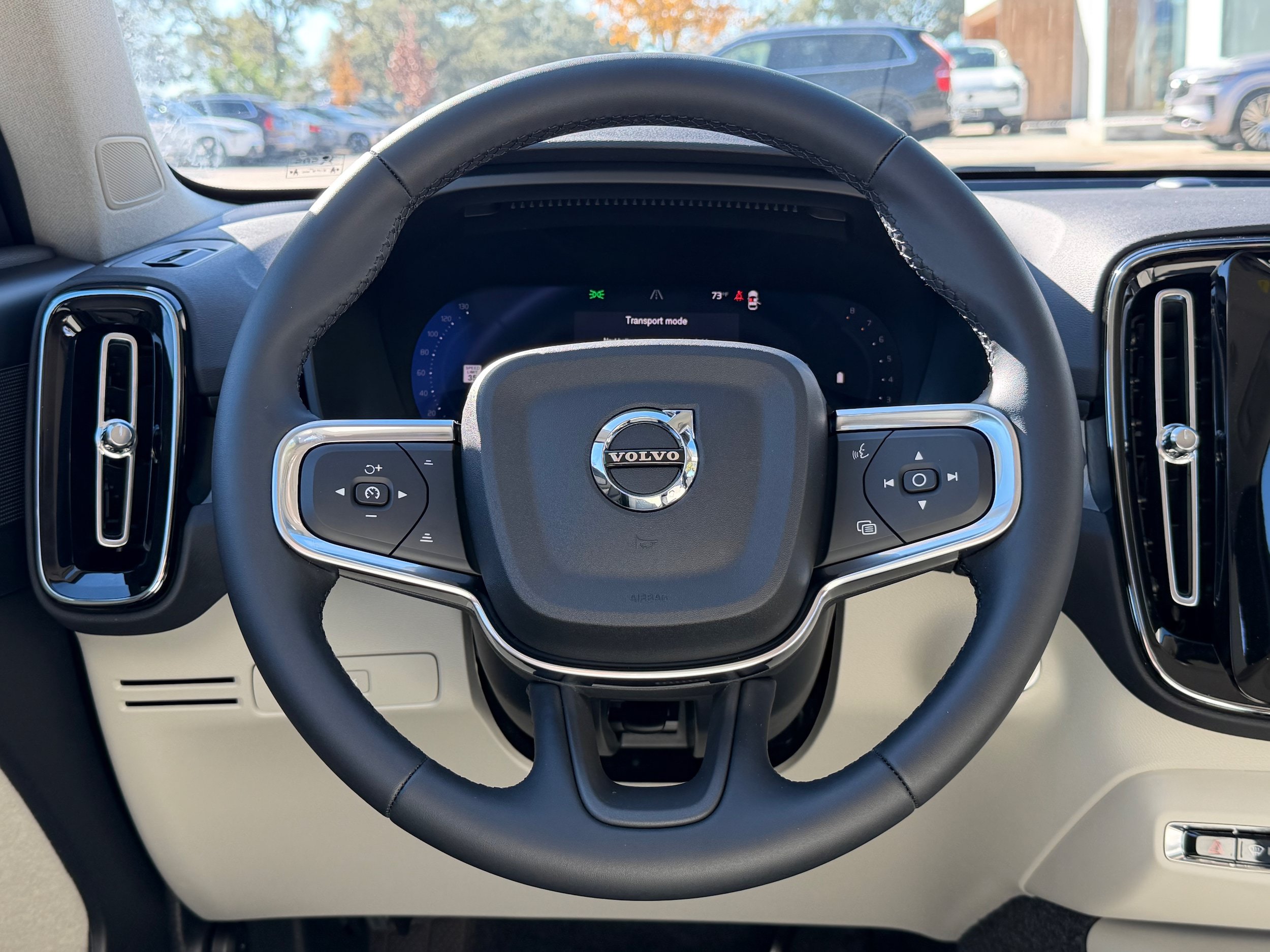 New 2026 Volvo XC40 B5 Plus w/ Protection Package Premier AWD/4WD image 14