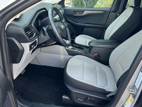 Used 2024 Ford Escape Active FWD image 10