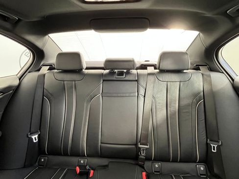 Used 2017 BMW 540i xDrive AWD/4WD image 18