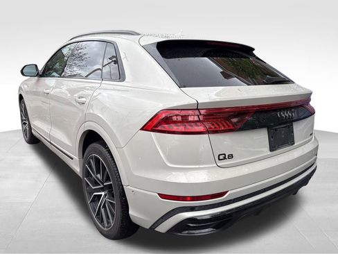 Used 2021 Audi Q8 Premium Plus AWD/4WD image 2