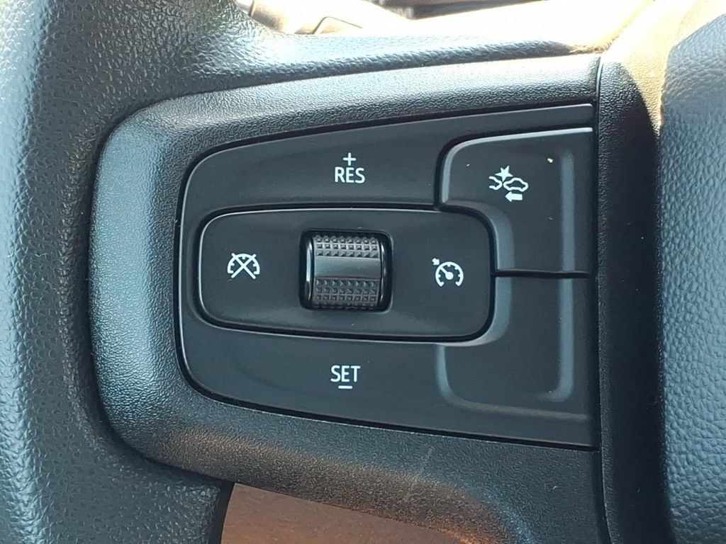 Used 2024 Chevrolet Silverado 1500 Custom Trail Boss w/ Turbomax Blackout Package AWD/4WD image 11