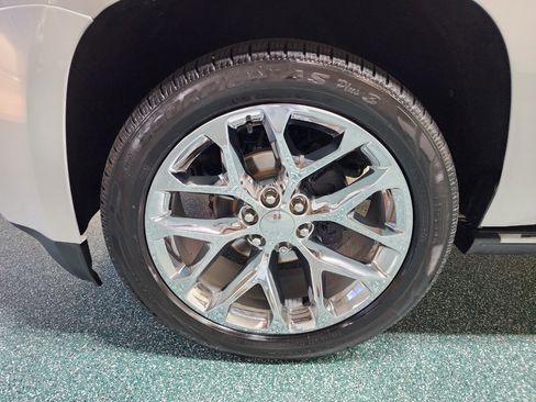 Used 2020 GMC Yukon XL Denali w/ Denali Ultimate Package image 12