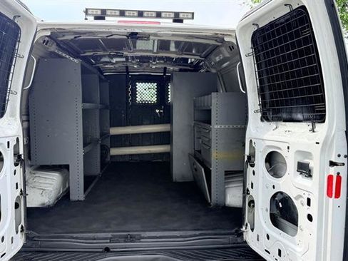 Used 2013 Ford E-250 and Econoline 250 RWD image 18