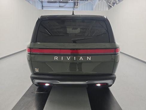 Used 2023 Rivian R1S Launch Edition AWD/4WD image 4