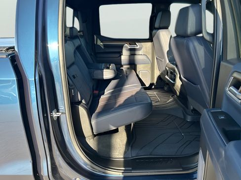 Used 2022 Chevrolet Silverado 1500 High Country w/ Max Trailering Package AWD/4WD image 15
