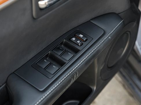 Used 2014 Lexus ES 300h w/ Luxury Package w/Bamboo Trim FWD image 39
