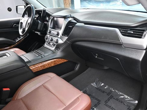 Used 2019 Chevrolet Tahoe Premier w/ Premier Plus Edition RWD image 51