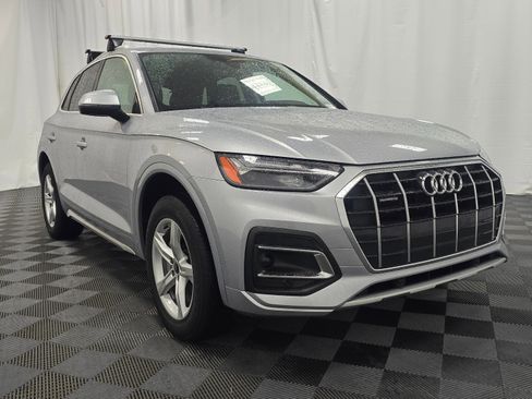 Used 2023 Audi Q5 2.0T Premium w/ Convenience Package image 8