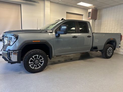 Used 2024 GMC Sierra 2500 Pro w/ Convenience Package image 40