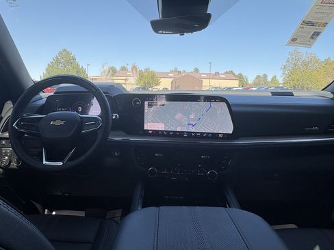 Used 2026 Chevrolet Tahoe High Country AWD/4WD image 24