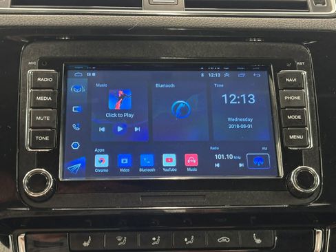 Used 2017 Volkswagen Jetta SEL Premium image 23