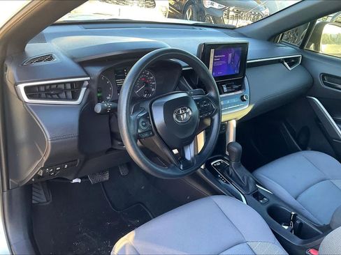 Used 2025 Toyota Corolla Cross AWD Hybrid image 18