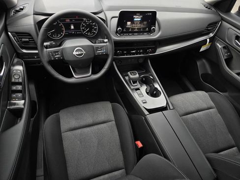 New 2026 Nissan Rogue SV FWD image 16