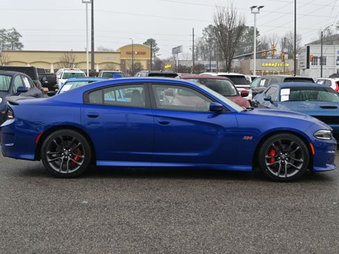 Used 2022 Dodge Charger Scat Pack w/ Plus Group image 17