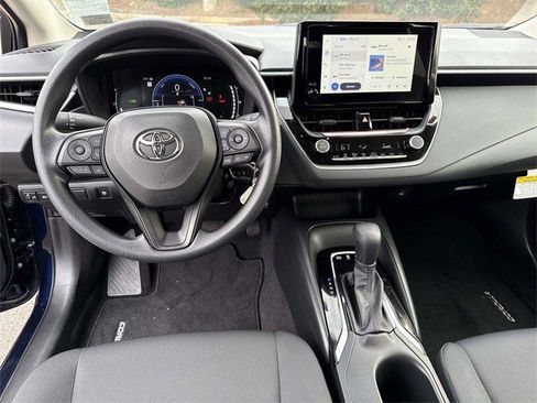 Used 2026 Toyota Corolla LE image 17