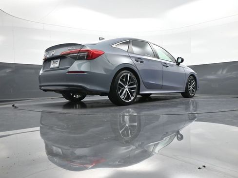 Certified 2022 Honda Civic Touring image 32
