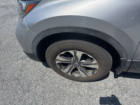 Used 2019 Honda CR-V LX image 14