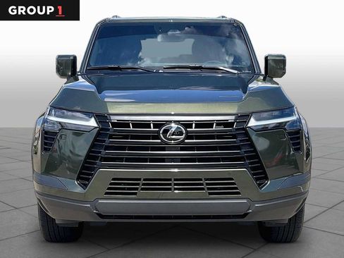 Certified 2025 Lexus GX 550 AWD/4WD image 4