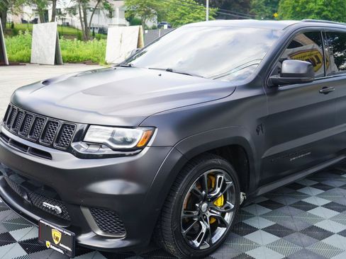 Used 2018 Jeep Grand Cherokee Trackhawk AWD/4WD image 13