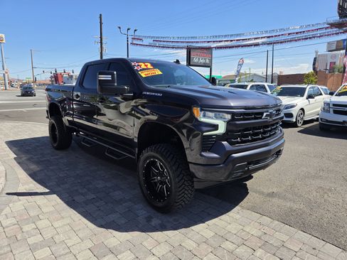 Used 2022 Chevrolet Silverado 1500 RST w/ Max Trailering Package AWD/4WD image 1
