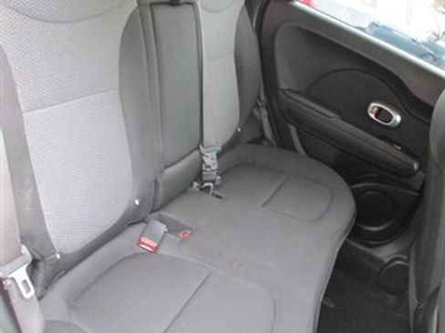 Used 2019 Kia Soul + image 14