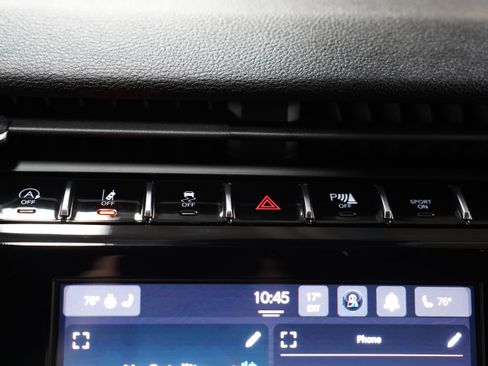 Used 2022 Jeep Grand Cherokee Altitude image 26